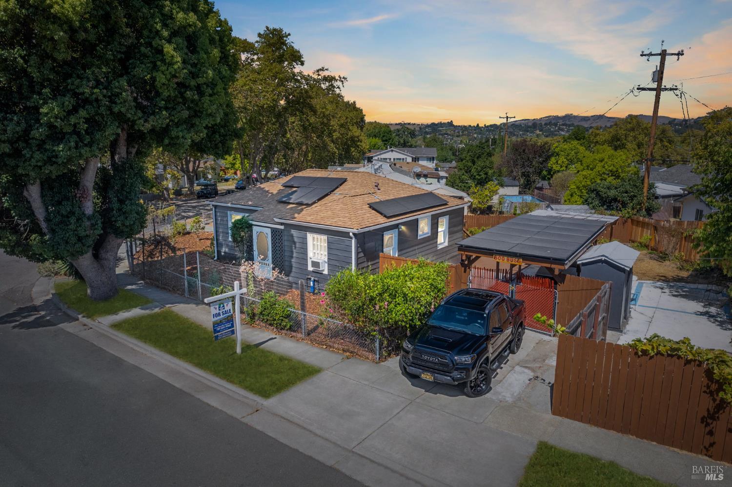Detail Gallery Image 2 of 30 For 600 Buss Ave, Vallejo,  CA 94591 - 2 Beds | 1 Baths