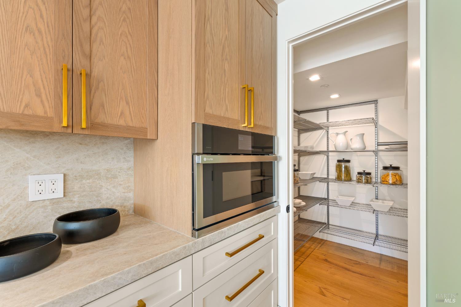 Detail Gallery Image 24 of 83 For 87 Laurel Grove Ave, Ross,  CA 94957 - 5 Beds | 4/1 Baths