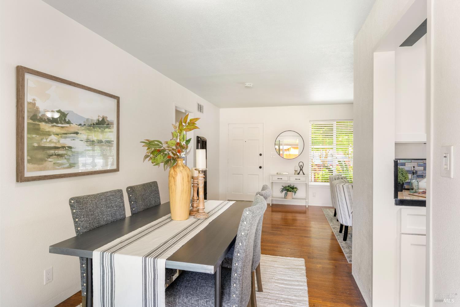 Detail Gallery Image 14 of 45 For 72 Bellevue Ave, Napa,  CA 94558 - 2 Beds | 1 Baths