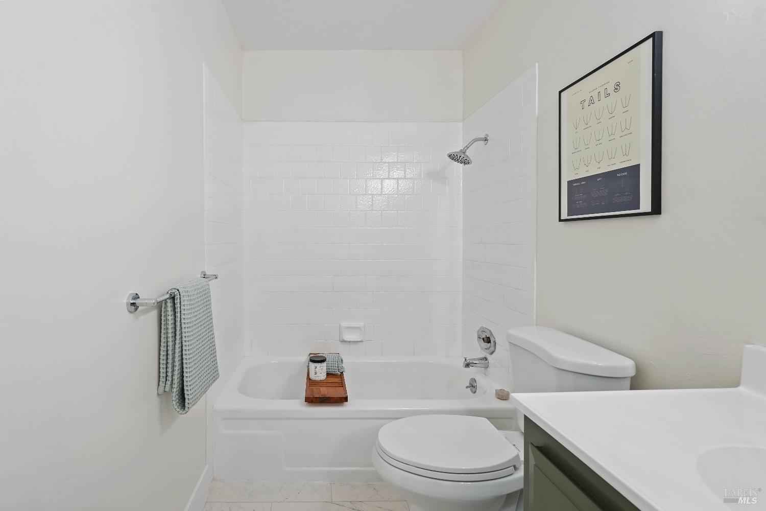 Detail Gallery Image 31 of 79 For 119 Woodstock Cir, Vacaville,  CA 95687 - 4 Beds | 2/1 Baths