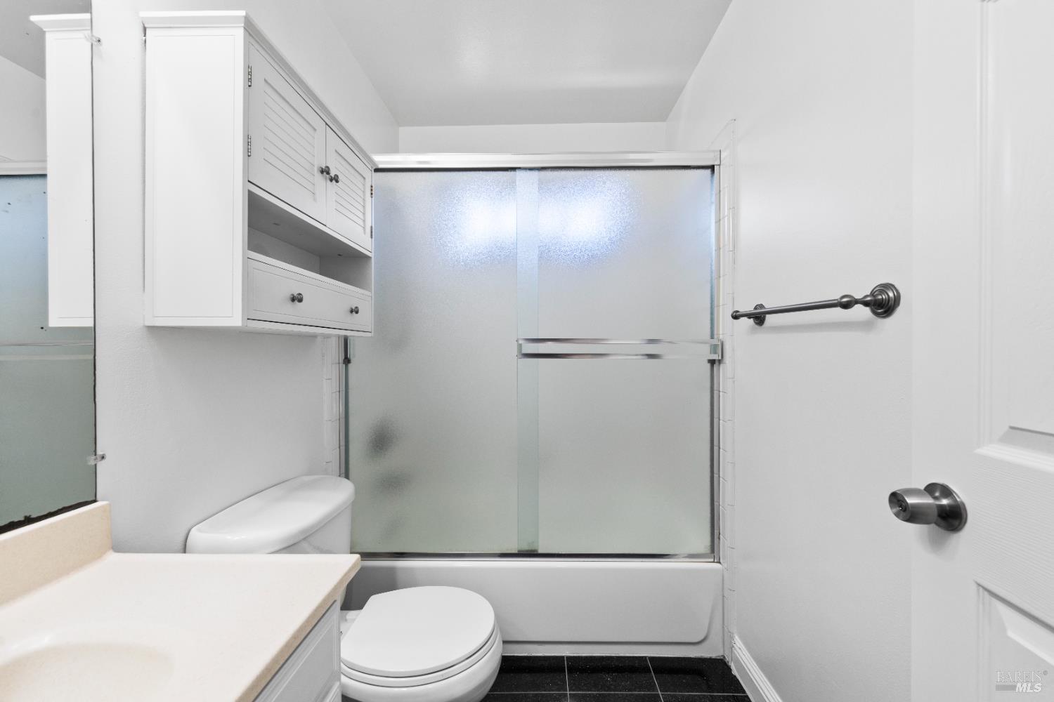 Detail Gallery Image 11 of 27 For 2706 Kendrick Cir, San Jose,  CA 95121 - 3 Beds | 2 Baths