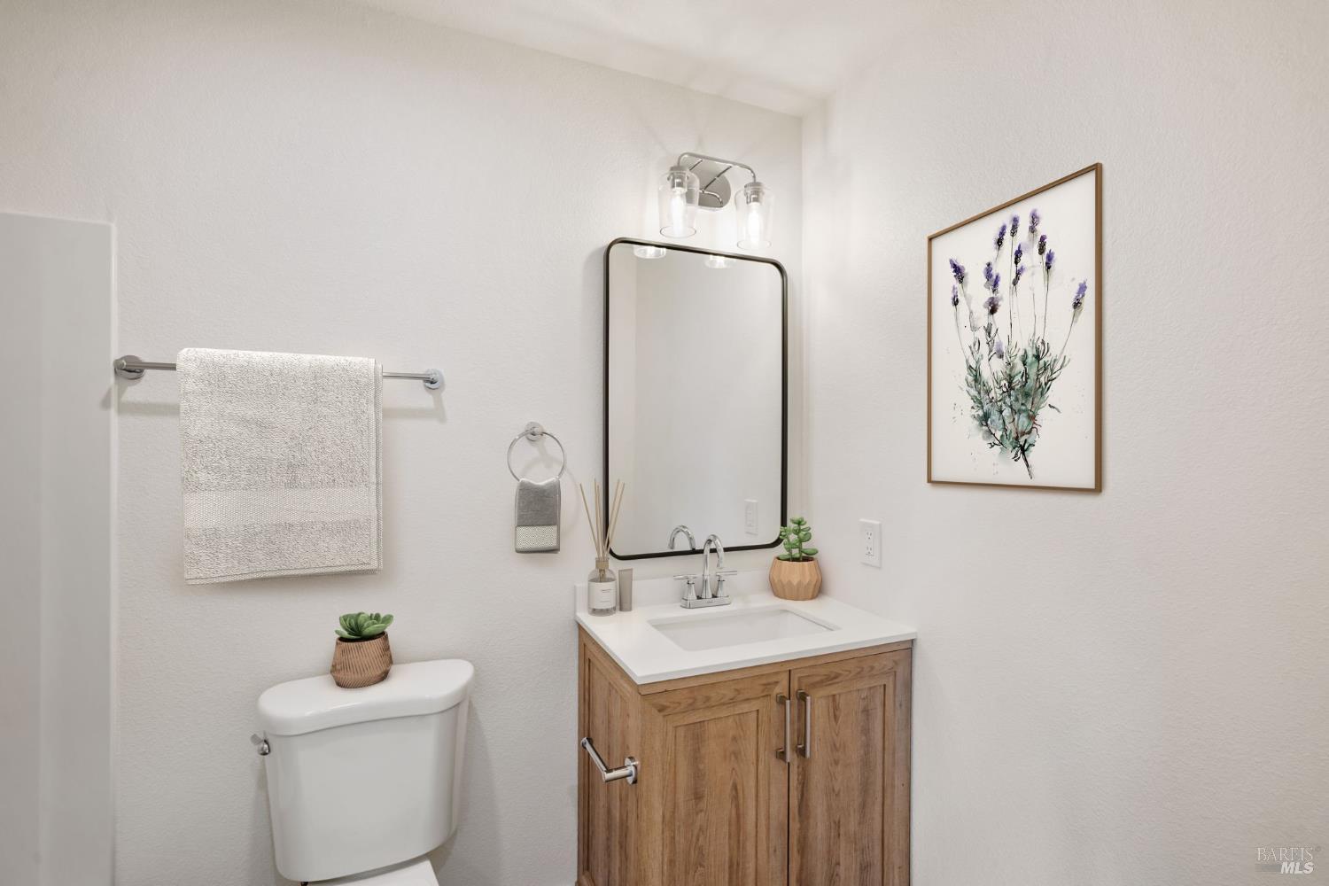 Detail Gallery Image 42 of 55 For 7402 Circle Dr, Rohnert Park,  CA 94928 - 3 Beds | 2 Baths