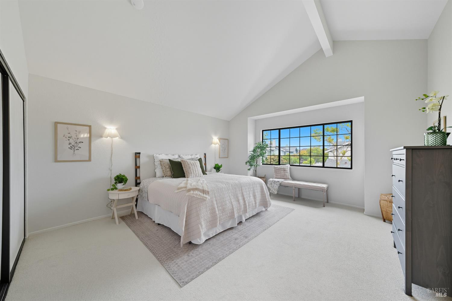 Detail Gallery Image 31 of 44 For 32 Basinside Way, Alameda,  CA 94502 - 3 Beds | 2/1 Baths
