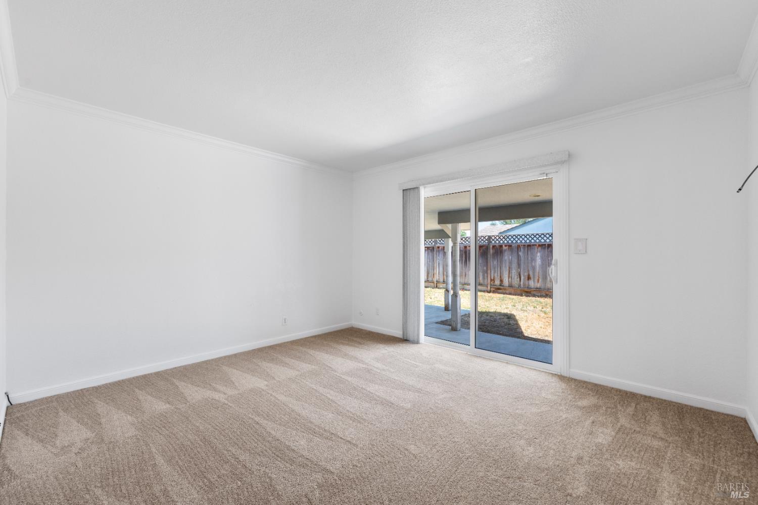 Detail Gallery Image 12 of 27 For 2706 Kendrick Cir, San Jose,  CA 95121 - 3 Beds | 2 Baths