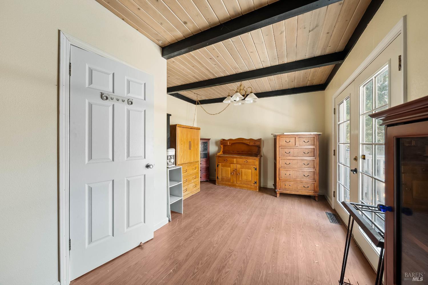 Detail Gallery Image 18 of 42 For 9303 Stagecoach Ln, Lower Lake,  CA 95457 - 4 Beds | 2 Baths