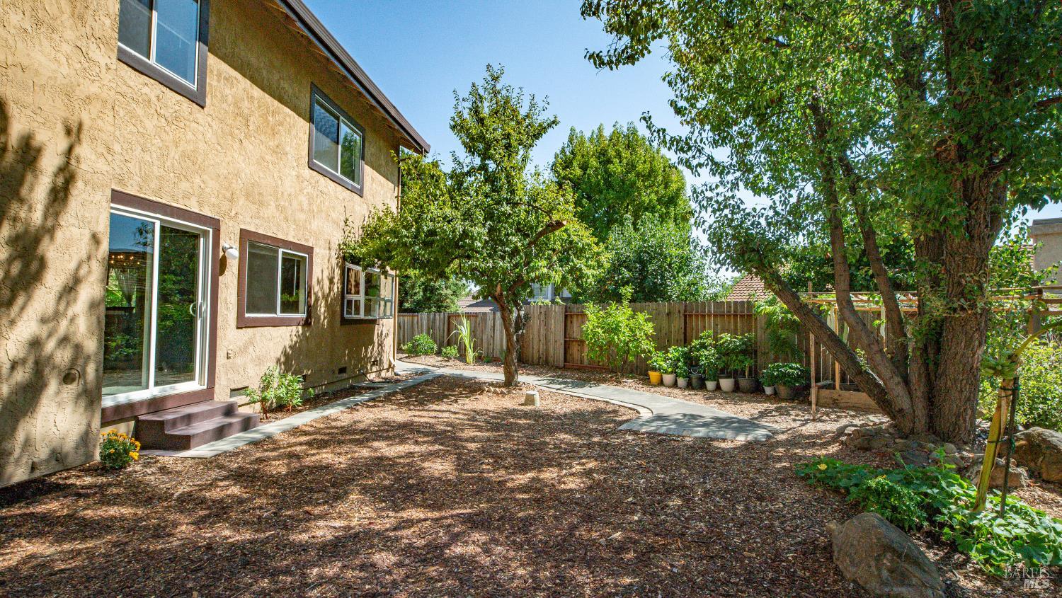 Detail Gallery Image 46 of 75 For 2231 Silver Fox Cir, Fairfield,  CA 94534 - 4 Beds | 3 Baths