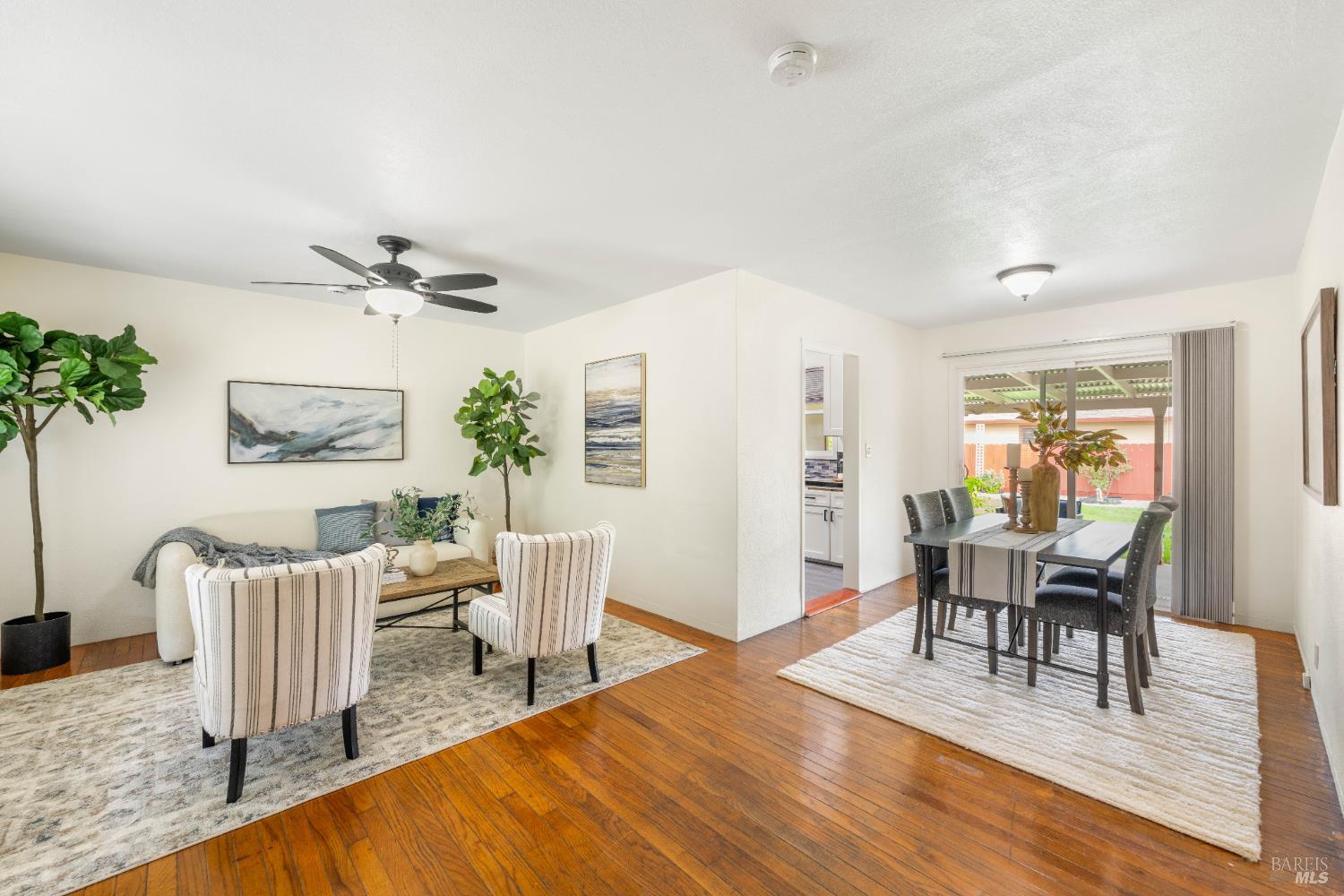 Detail Gallery Image 7 of 45 For 72 Bellevue Ave, Napa,  CA 94558 - 2 Beds | 1 Baths