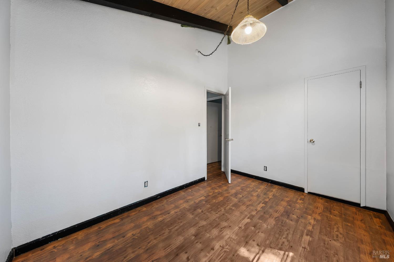 Detail Gallery Image 20 of 42 For 9303 Stagecoach Ln, Lower Lake,  CA 95457 - 4 Beds | 2 Baths