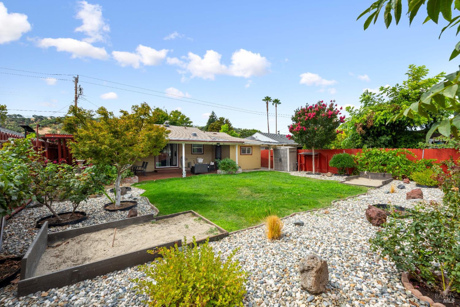 Detail Gallery Image 42 of 45 For 72 Bellevue Ave, Napa,  CA 94558 - 2 Beds | 1 Baths