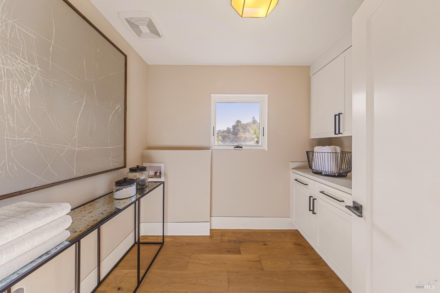 Detail Gallery Image 60 of 83 For 87 Laurel Grove Ave, Ross,  CA 94957 - 5 Beds | 4/1 Baths