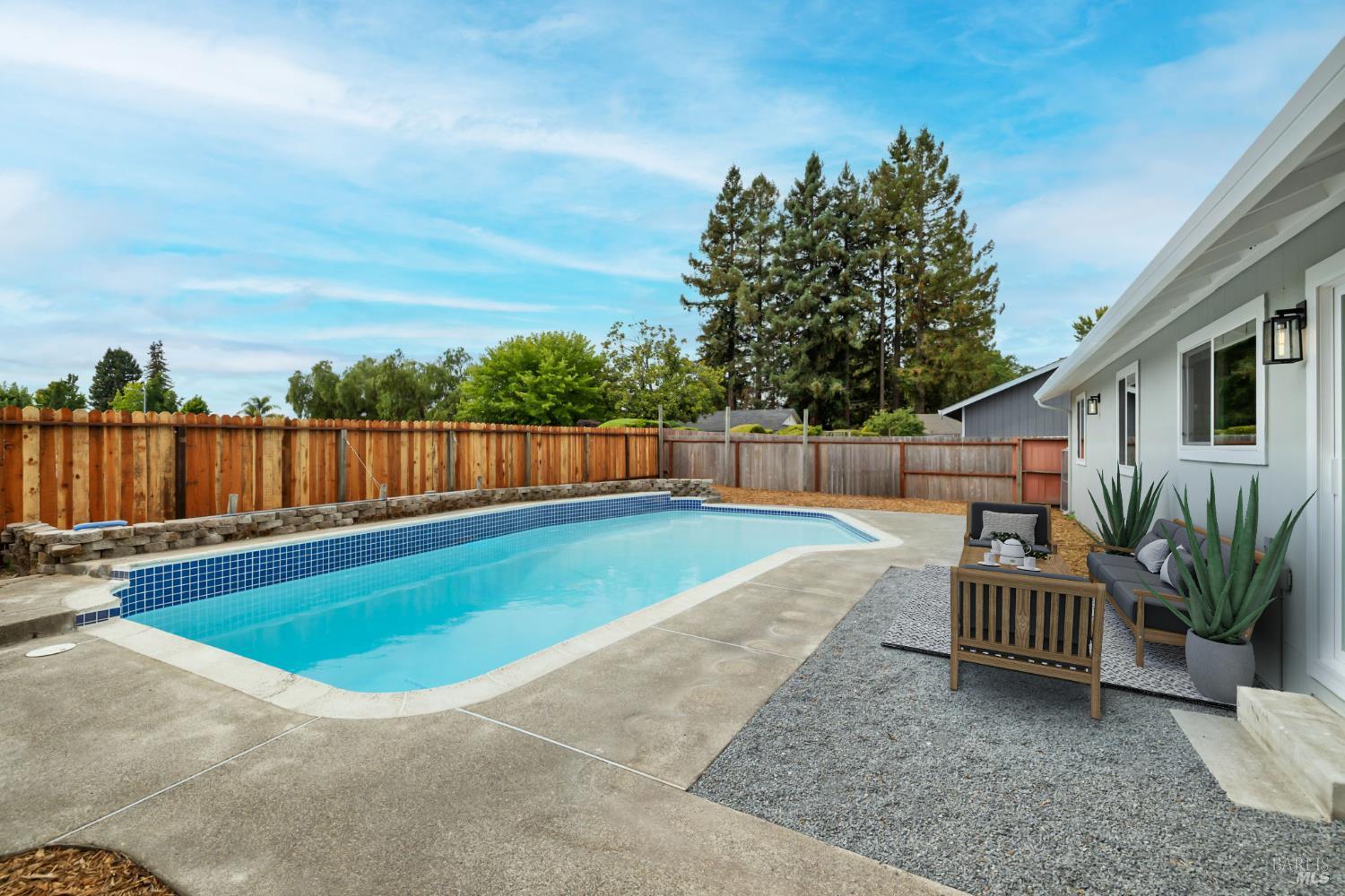 Detail Gallery Image 49 of 55 For 7402 Circle Dr, Rohnert Park,  CA 94928 - 3 Beds | 2 Baths