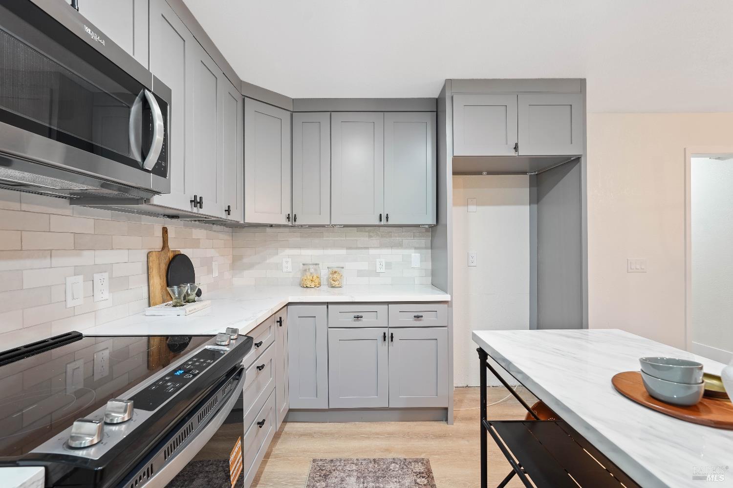 Detail Gallery Image 28 of 79 For 119 Woodstock Cir, Vacaville,  CA 95687 - 4 Beds | 2/1 Baths