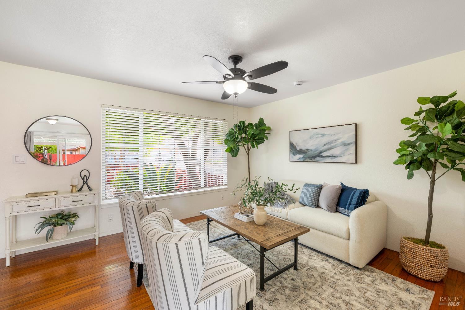 Detail Gallery Image 9 of 45 For 72 Bellevue Ave, Napa,  CA 94558 - 2 Beds | 1 Baths