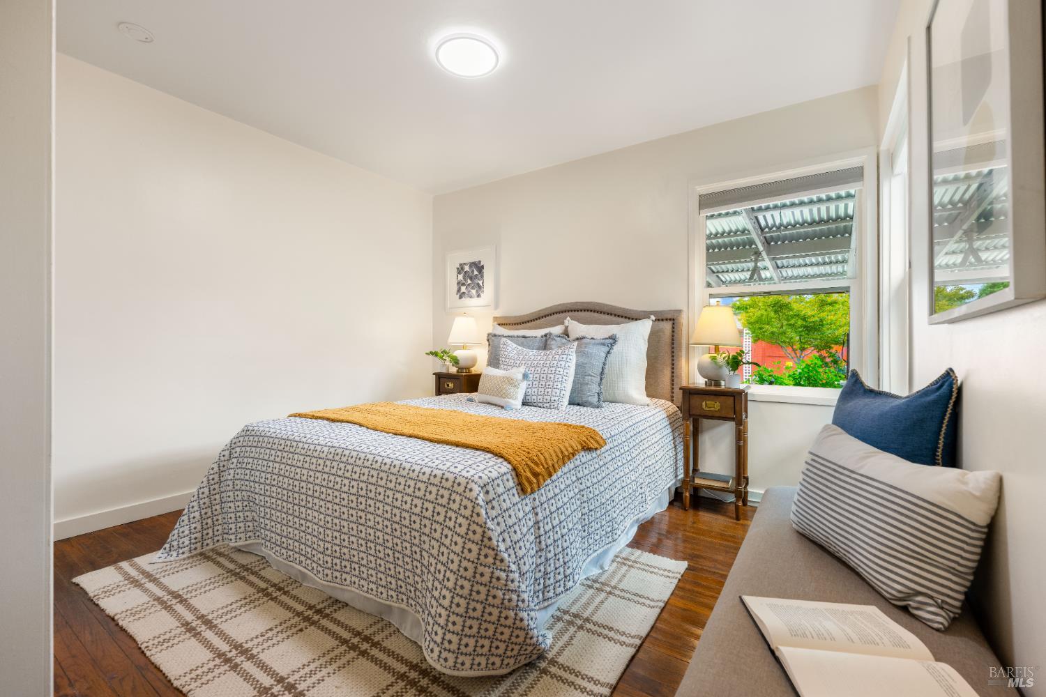Detail Gallery Image 30 of 45 For 72 Bellevue Ave, Napa,  CA 94558 - 2 Beds | 1 Baths