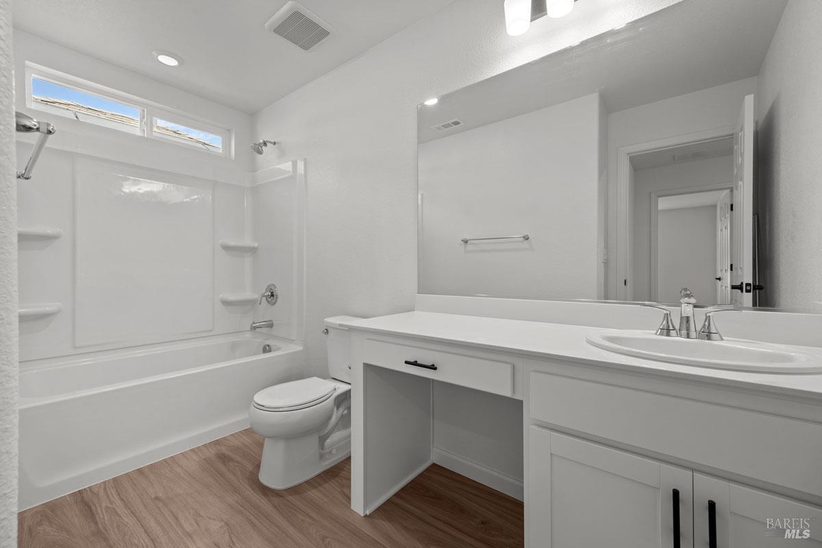 Detail Gallery Image 16 of 17 For 5413 Riverview Ln, Antioch,  CA 94531 - 4 Beds | 3 Baths