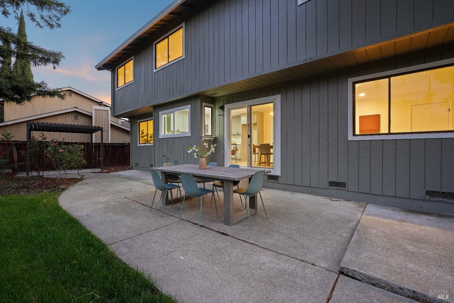Detail Gallery Image 60 of 79 For 119 Woodstock Cir, Vacaville,  CA 95687 - 4 Beds | 2/1 Baths