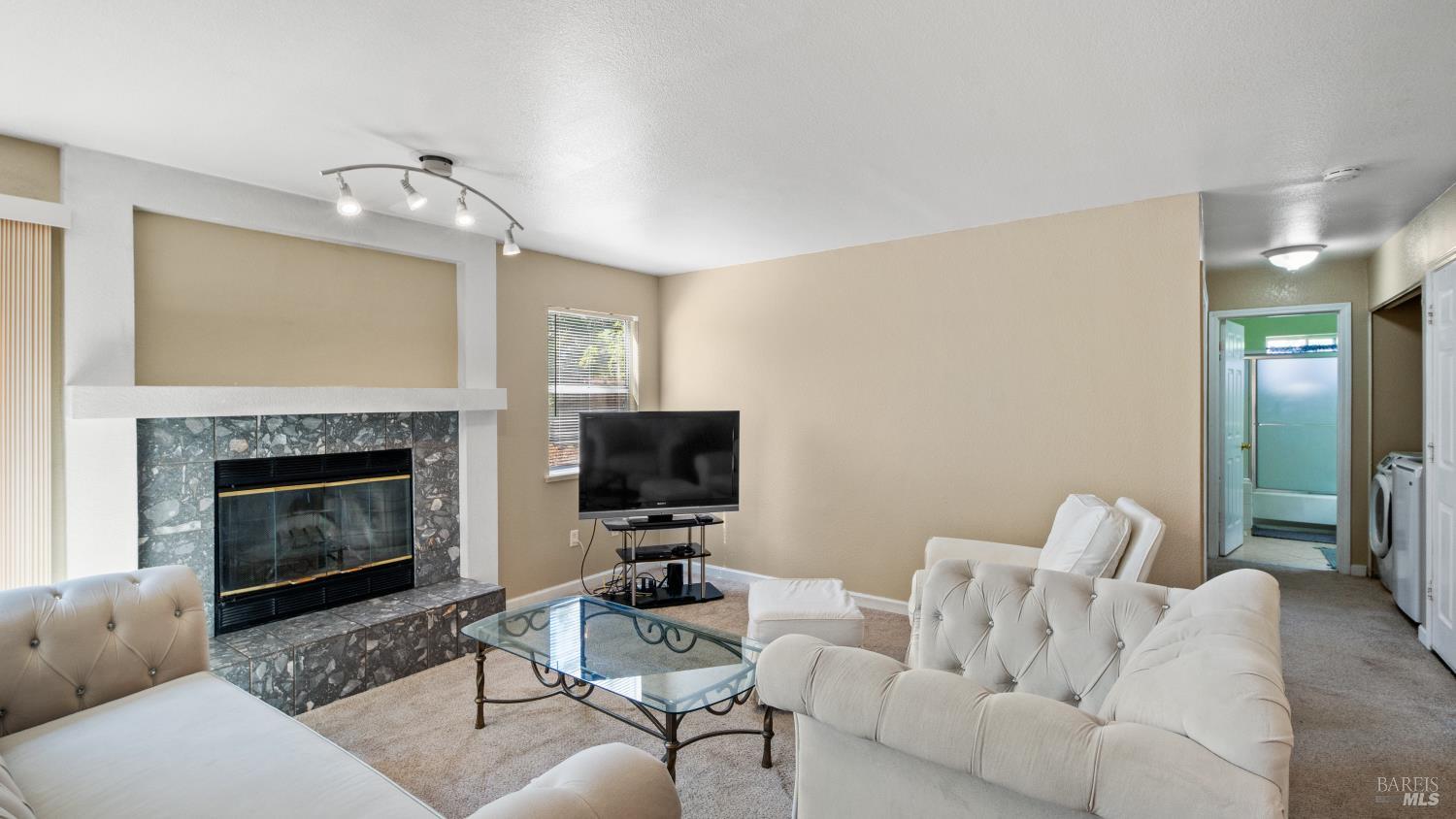 Detail Gallery Image 23 of 75 For 2231 Silver Fox Cir, Fairfield,  CA 94534 - 4 Beds | 3 Baths