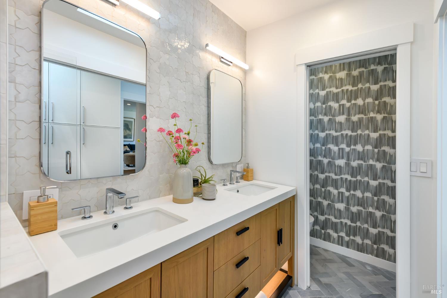 Detail Gallery Image 26 of 43 For 45 Harte Ave, San Rafael,  CA 94901 - 3 Beds | 2 Baths