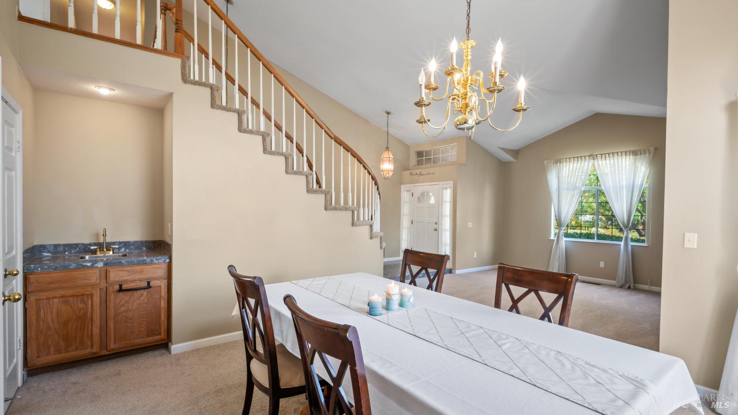 Detail Gallery Image 16 of 75 For 2231 Silver Fox Cir, Fairfield,  CA 94534 - 4 Beds | 3 Baths