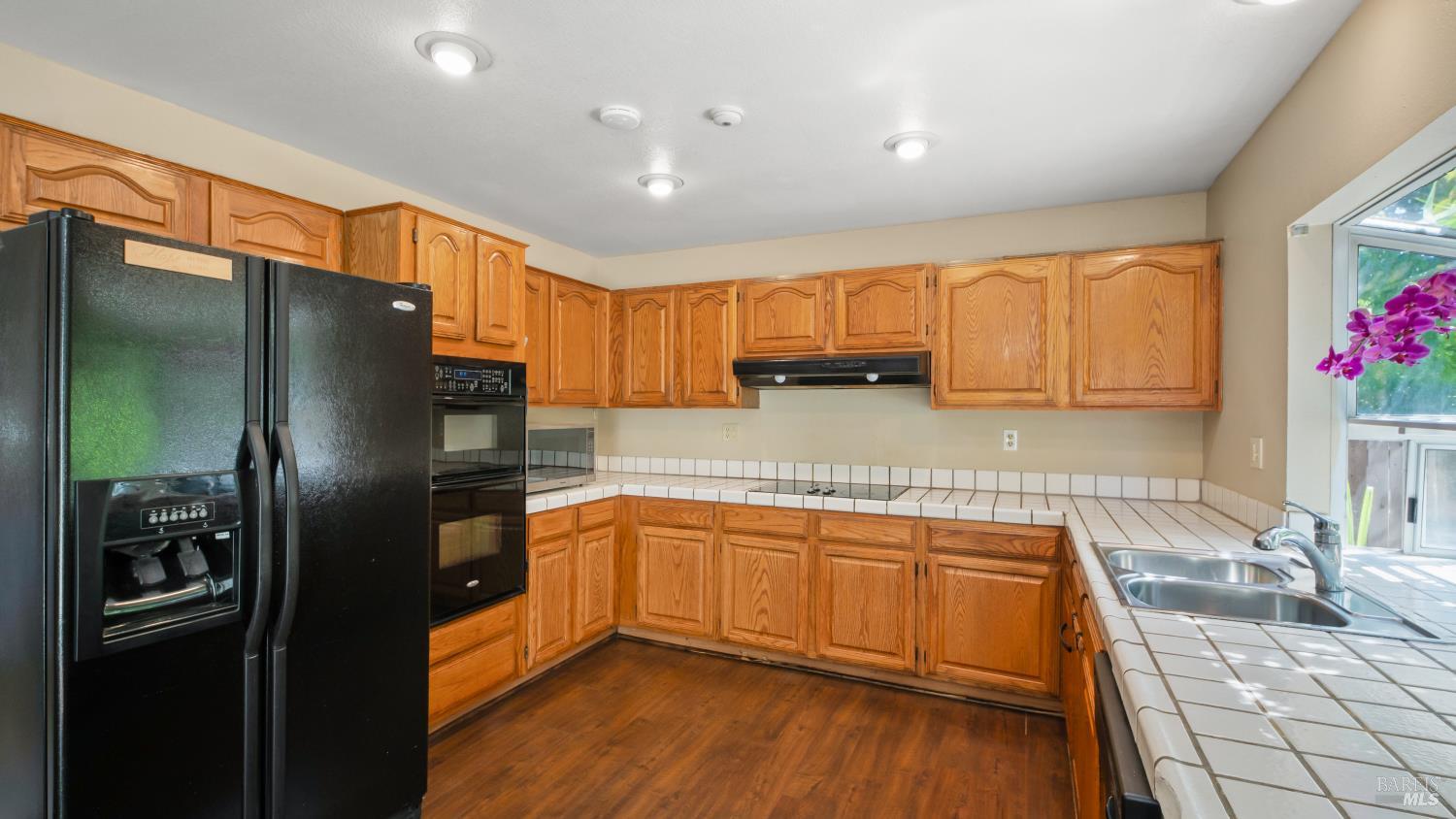 Detail Gallery Image 19 of 75 For 2231 Silver Fox Cir, Fairfield,  CA 94534 - 4 Beds | 3 Baths