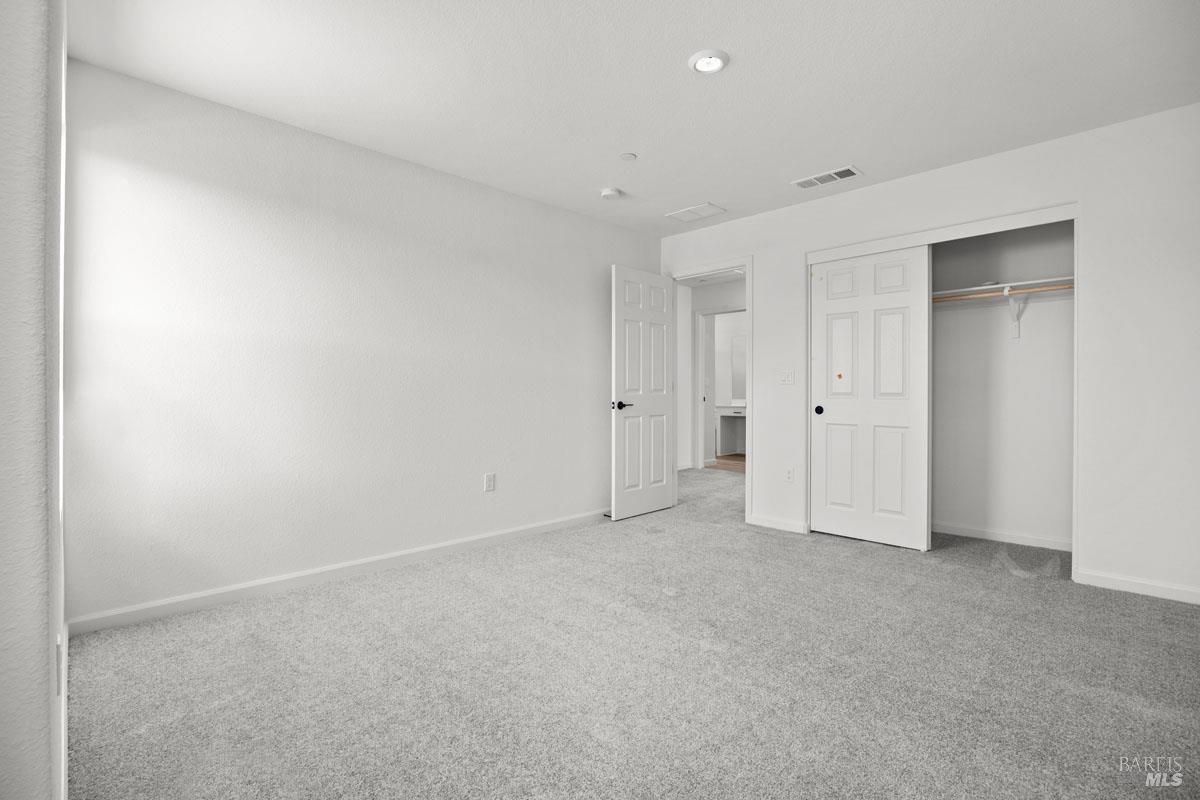 Detail Gallery Image 12 of 17 For 5413 Riverview Ln, Antioch,  CA 94531 - 4 Beds | 3 Baths