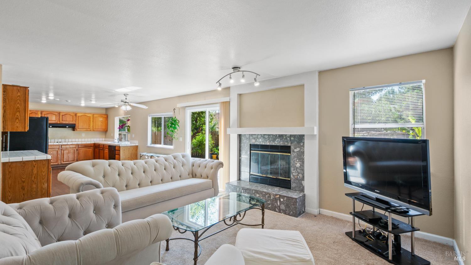 Detail Gallery Image 25 of 75 For 2231 Silver Fox Cir, Fairfield,  CA 94534 - 4 Beds | 3 Baths