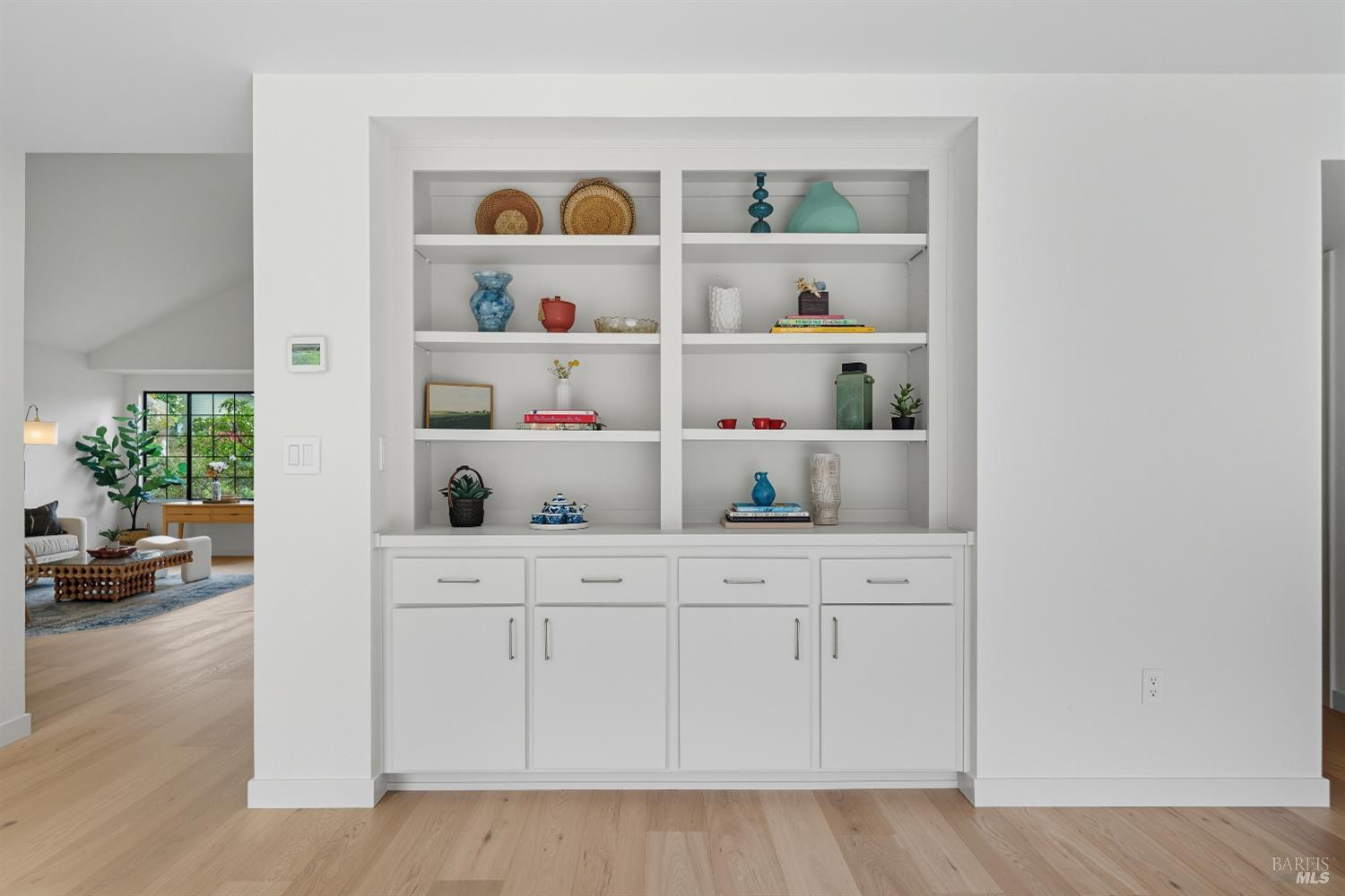 Detail Gallery Image 22 of 44 For 32 Basinside Way, Alameda,  CA 94502 - 3 Beds | 2/1 Baths