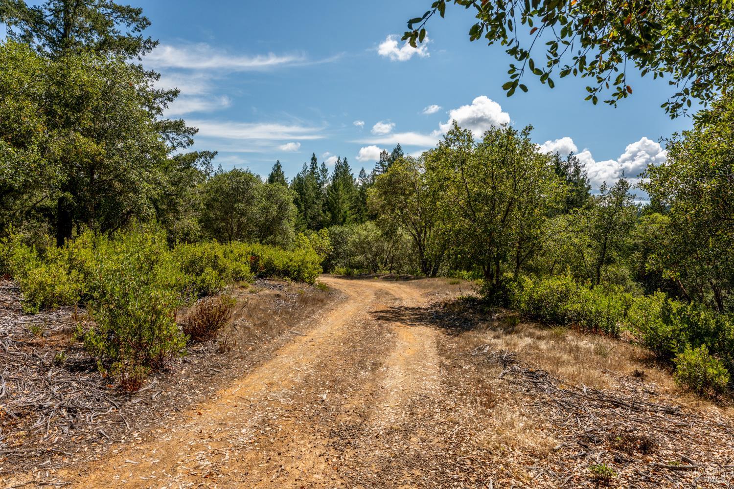 Detail Gallery Image 33 of 37 For 9440 Ravens Pike Rd, Boonville,  CA 95415 - 3 Beds | 2 Baths