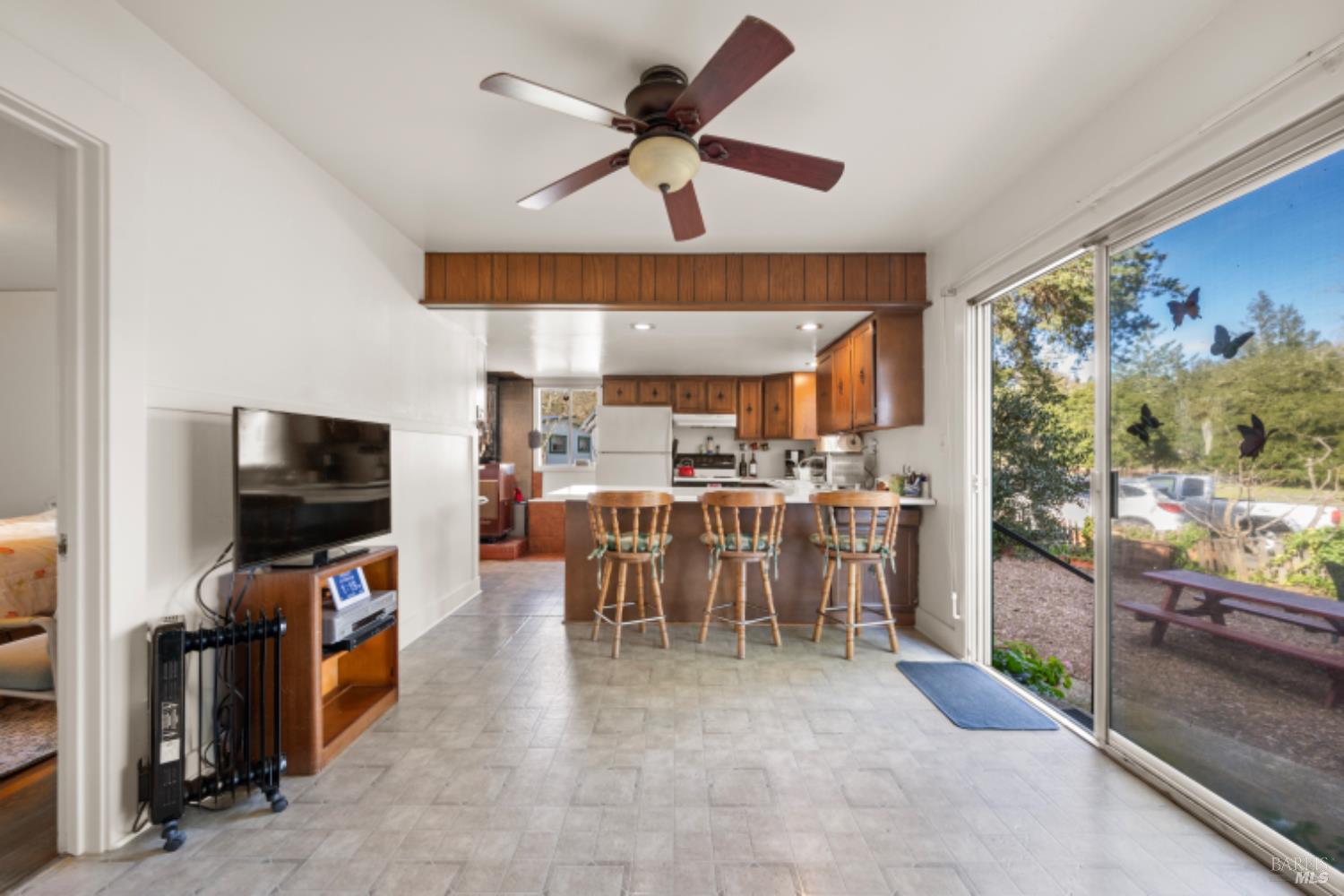 Detail Gallery Image 14 of 99 For 5175 Petrified Forest Rd, Calistoga,  CA 94515 - 3 Beds | 1 Baths