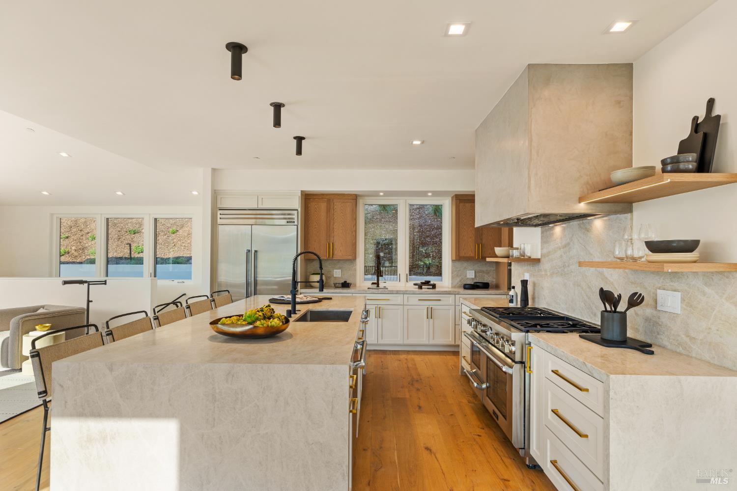 Detail Gallery Image 22 of 83 For 87 Laurel Grove Ave, Ross,  CA 94957 - 5 Beds | 4/1 Baths