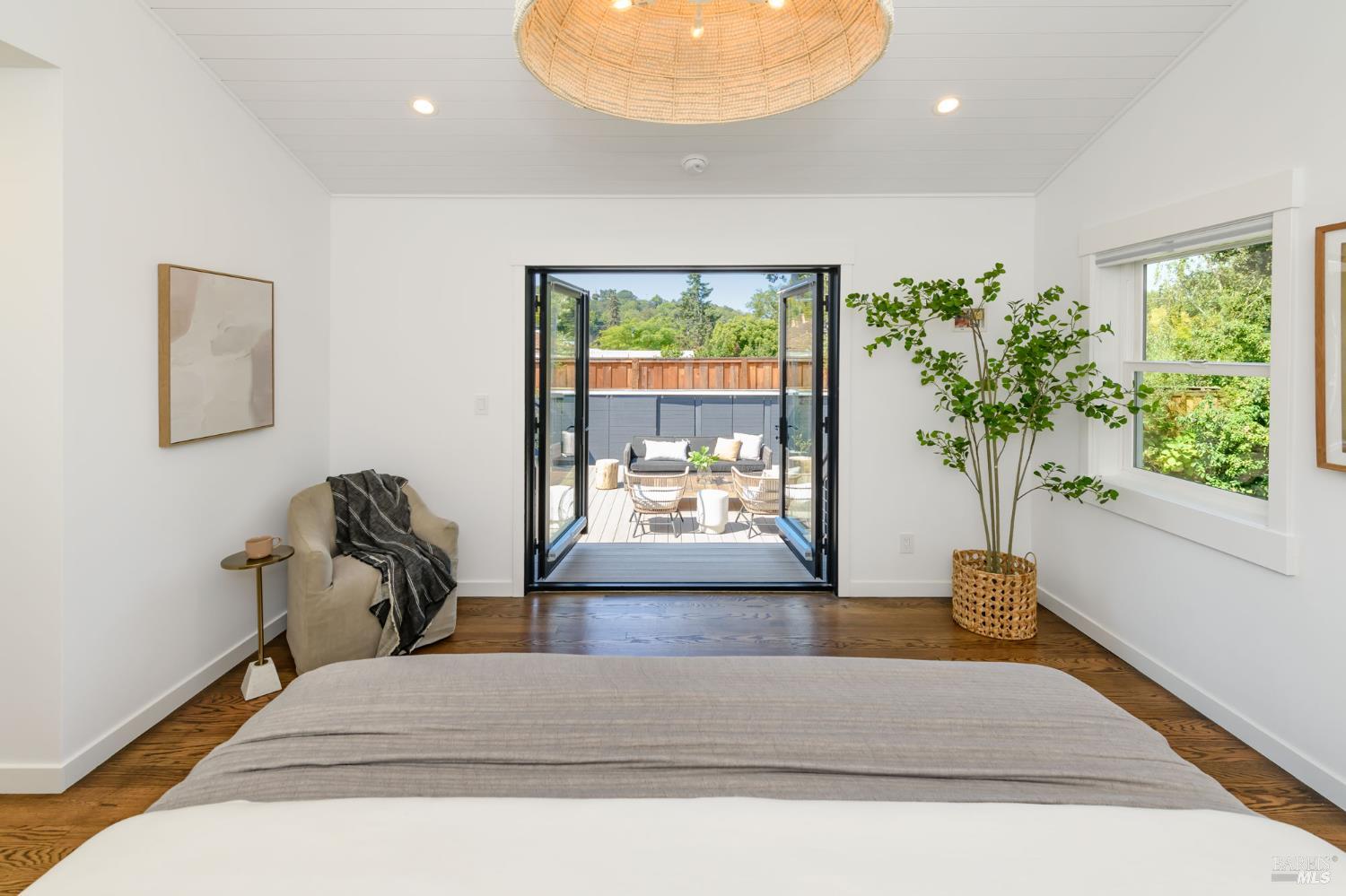 Detail Gallery Image 21 of 43 For 45 Harte Ave, San Rafael,  CA 94901 - 3 Beds | 2 Baths