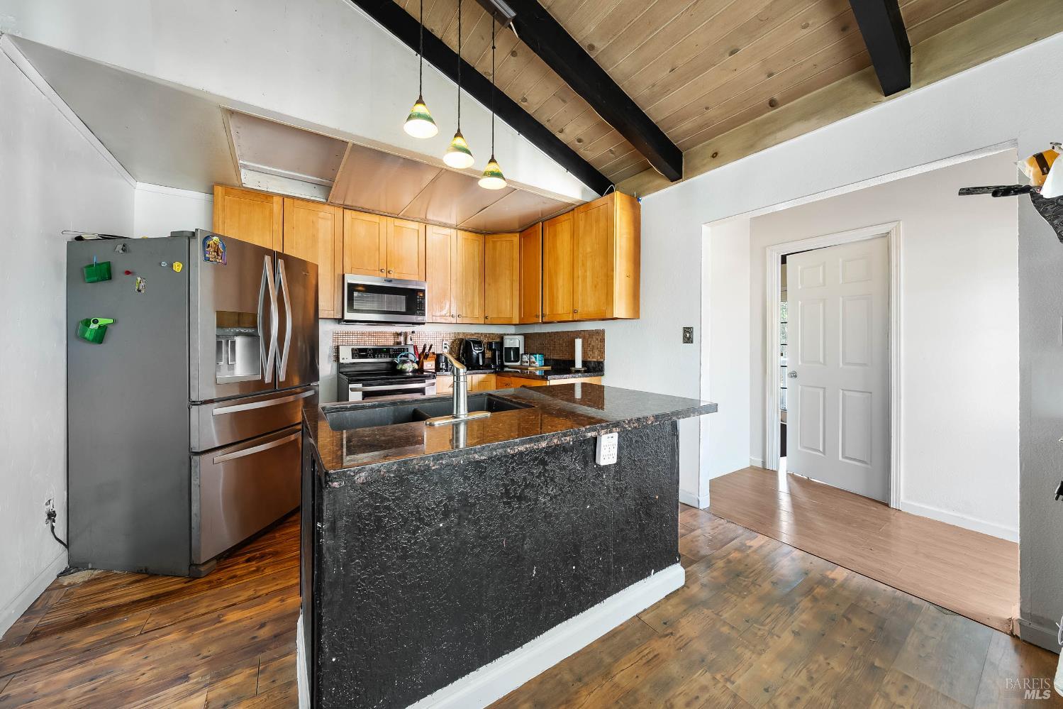 Detail Gallery Image 16 of 42 For 9303 Stagecoach Ln, Lower Lake,  CA 95457 - 4 Beds | 2 Baths