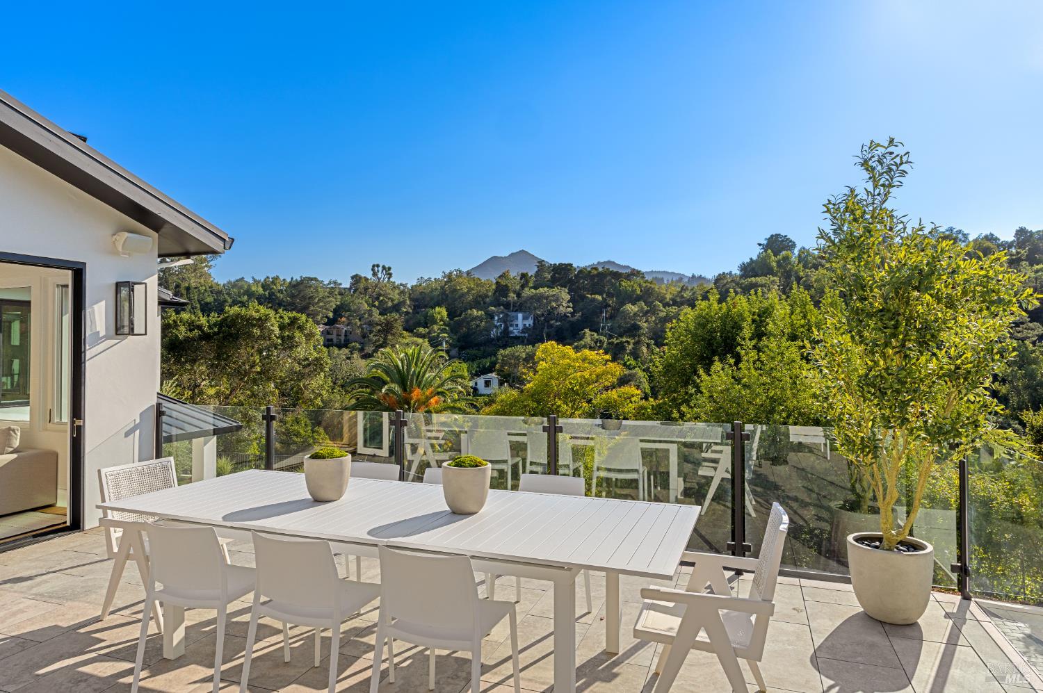 Detail Gallery Image 70 of 83 For 87 Laurel Grove Ave, Ross,  CA 94957 - 5 Beds | 4/1 Baths
