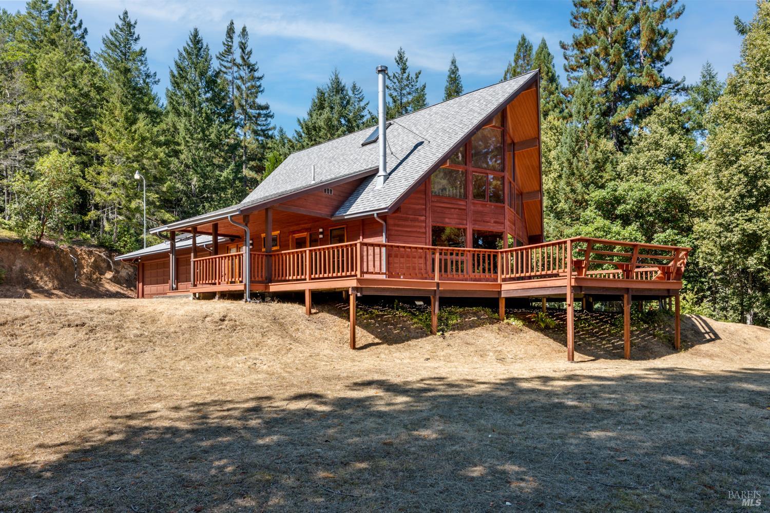 Detail Gallery Image 2 of 37 For 9440 Ravens Pike Rd, Boonville,  CA 95415 - 3 Beds | 2 Baths