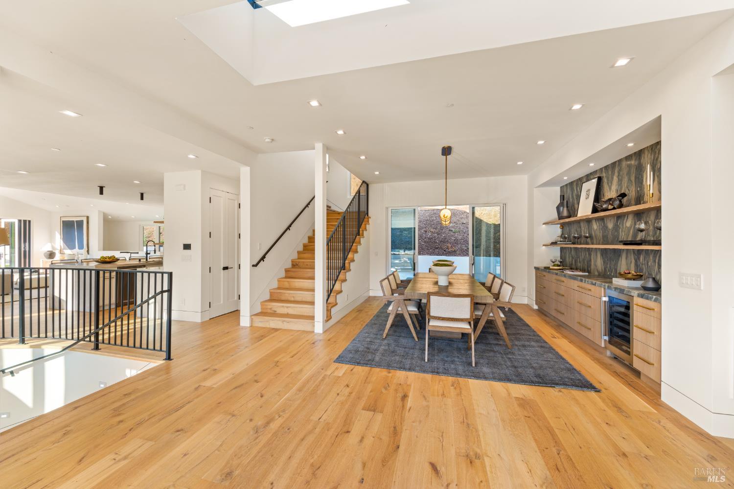 Detail Gallery Image 13 of 83 For 87 Laurel Grove Ave, Ross,  CA 94957 - 5 Beds | 4/1 Baths