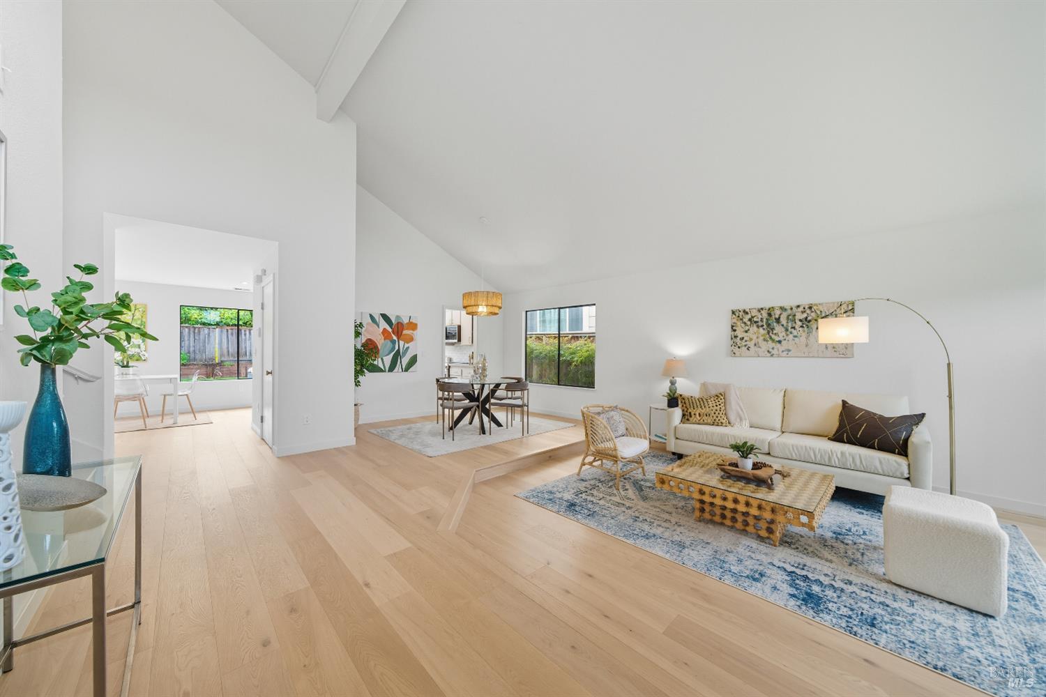Detail Gallery Image 4 of 44 For 32 Basinside Way, Alameda,  CA 94502 - 3 Beds | 2/1 Baths