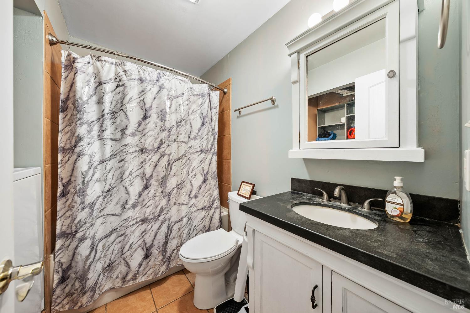 Detail Gallery Image 23 of 42 For 9303 Stagecoach Ln, Lower Lake,  CA 95457 - 4 Beds | 2 Baths