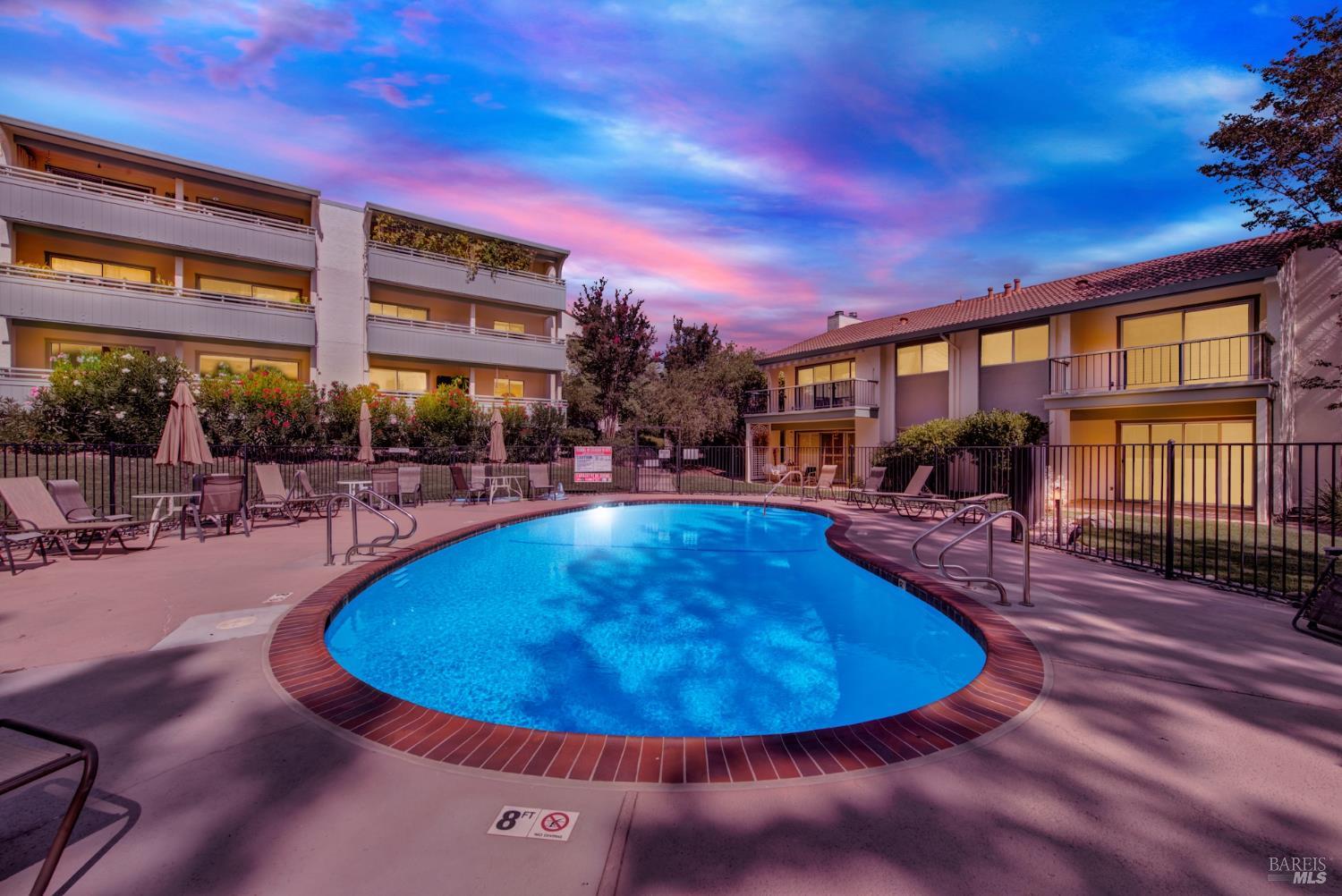 Detail Gallery Image 29 of 29 For 1621 Ptarmigan Dr 3c,  Walnut Creek,  CA 94595 - 2 Beds | 2 Baths