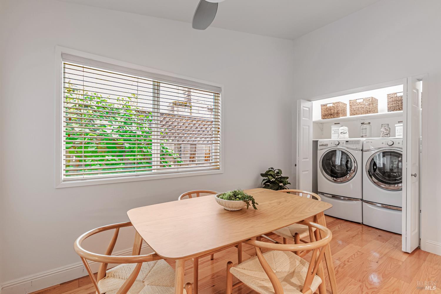 Detail Gallery Image 13 of 44 For 1748 Arroyo Sierra Ave, Santa Rosa,  CA 95405 - 3 Beds | 2 Baths