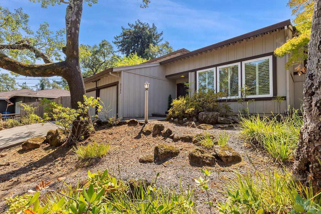 Detail Gallery Image 59 of 74 For 2321 Sunrise Ave, Santa Rosa,  CA 95409 - 3 Beds | 2 Baths