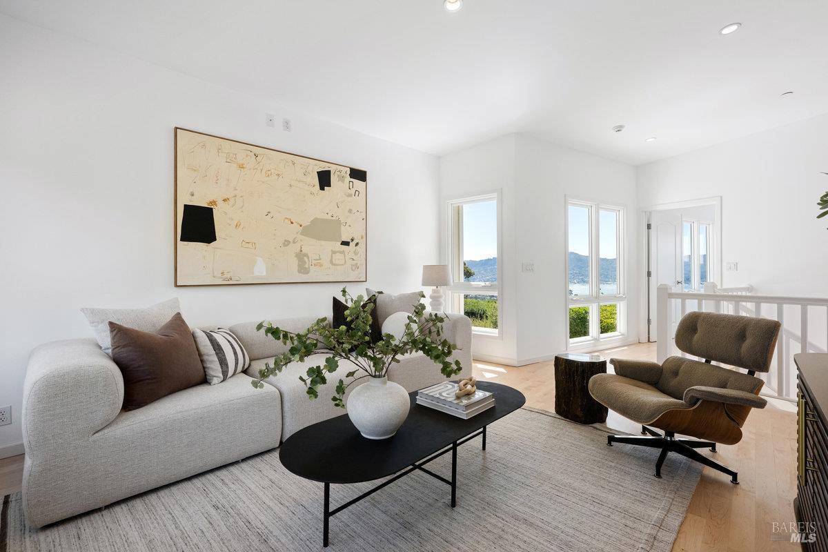 Detail Gallery Image 48 of 72 For 1 Tara View Rd, Belvedere Tiburon,  CA 94920 - 8 Beds | 4/1 Baths