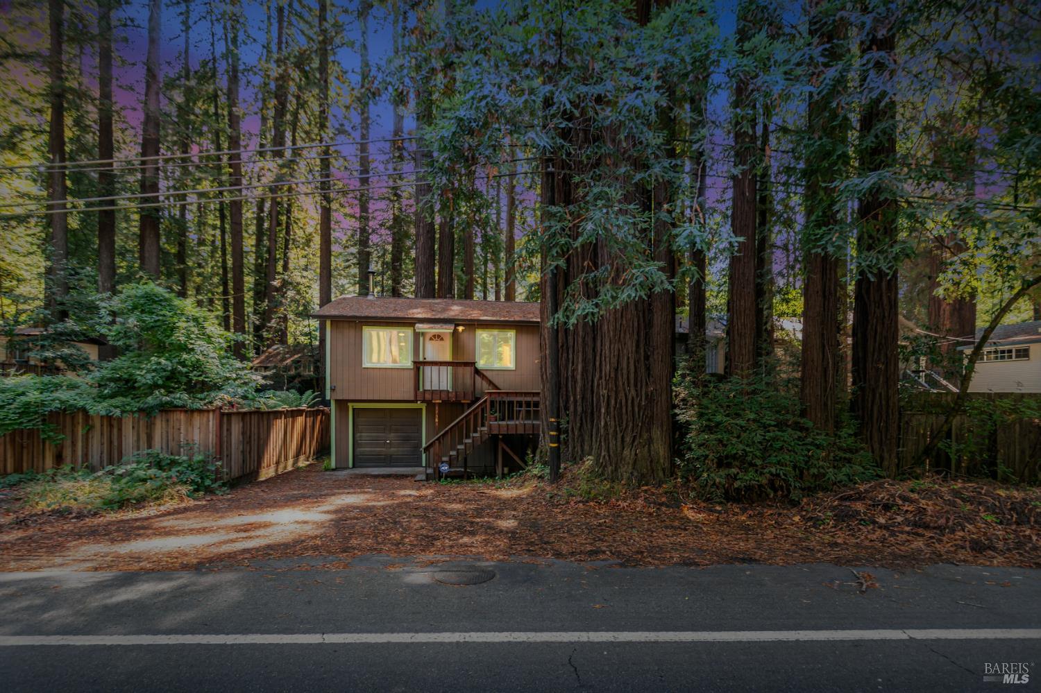Detail Gallery Image 5 of 40 For 17383 Hwy 116 Unkn, Guerneville,  CA 95446 - 3 Beds | 1 Baths