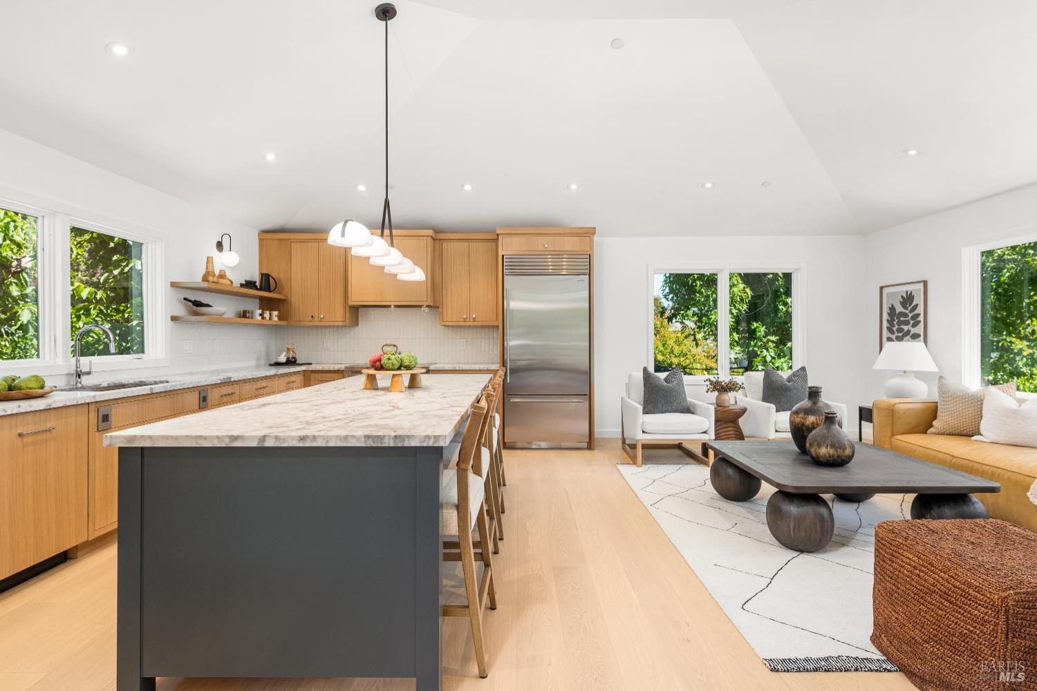 Detail Gallery Image 24 of 72 For 402 Alexander Ave, Larkspur,  CA 94939 - 5 Beds | 3/1 Baths