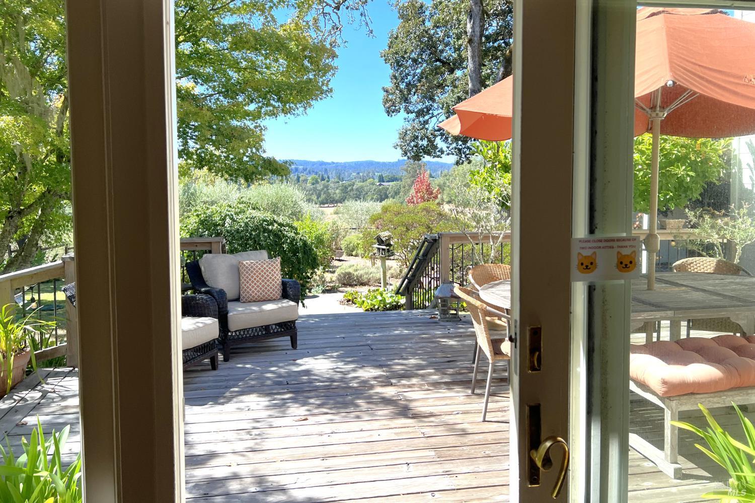 Detail Gallery Image 20 of 86 For 5290 Vine Hill Rd, Sebastopol,  CA 95472 - 3 Beds | 3 Baths