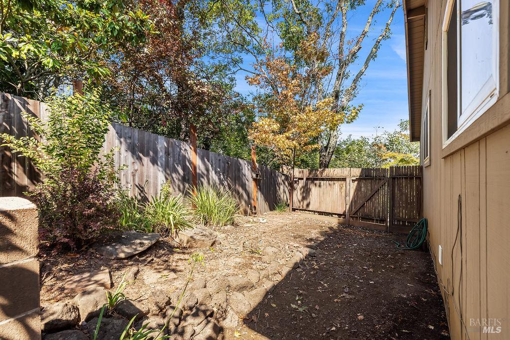 Detail Gallery Image 56 of 74 For 2321 Sunrise Ave, Santa Rosa,  CA 95409 - 3 Beds | 2 Baths