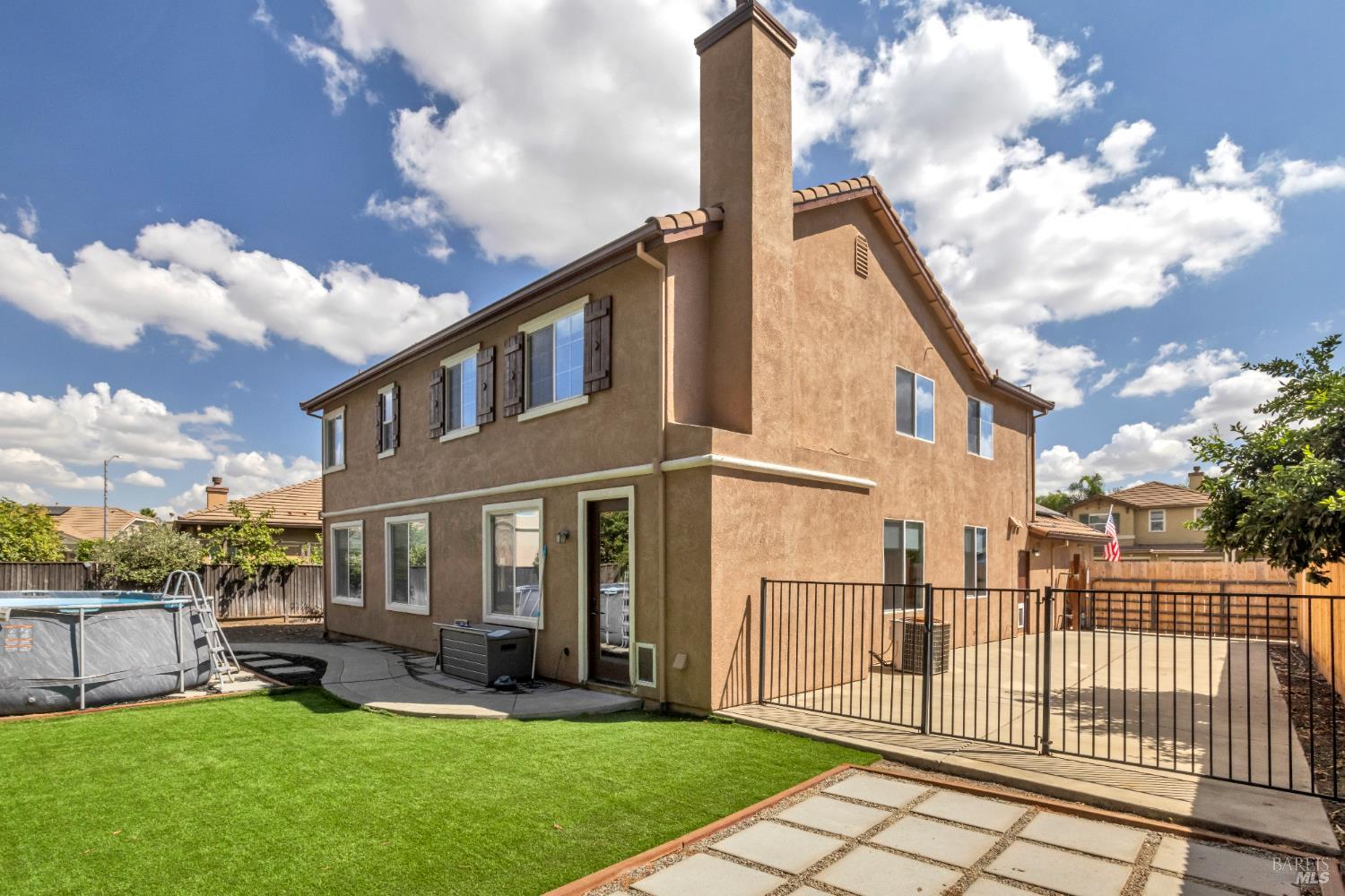 Detail Gallery Image 42 of 44 For 2040 Mariposa Dr, Dixon,  CA 95620 - 4 Beds | 2/1 Baths