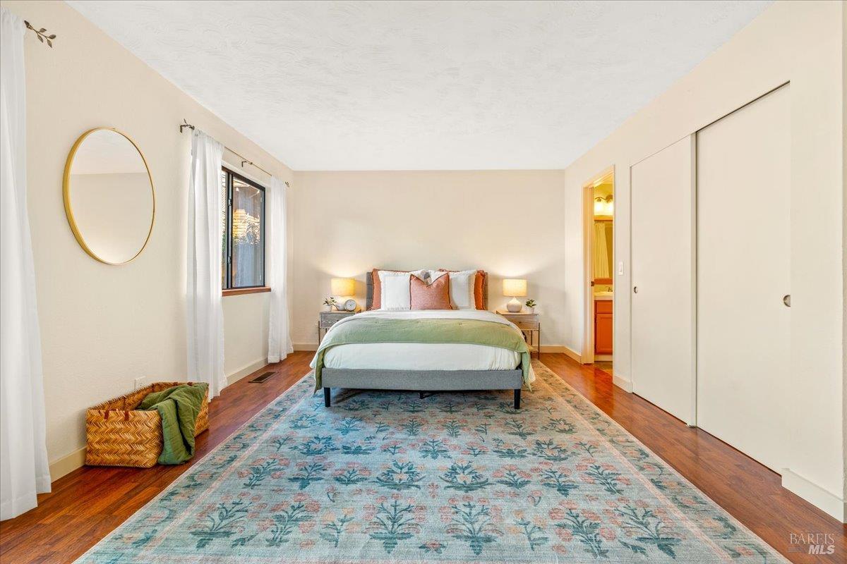 Detail Gallery Image 24 of 34 For 1 Freedom Ln, Petaluma,  CA 94952 - 2 Beds | 2/1 Baths