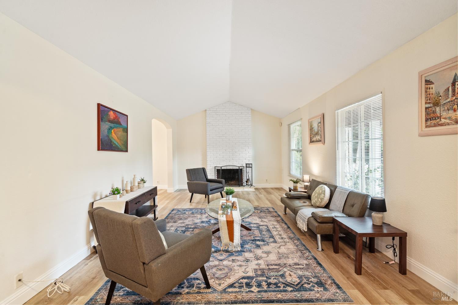 Detail Gallery Image 11 of 41 For 201 Tamalpais Dr, Vallejo,  CA 94589 - 4 Beds | 2/1 Baths