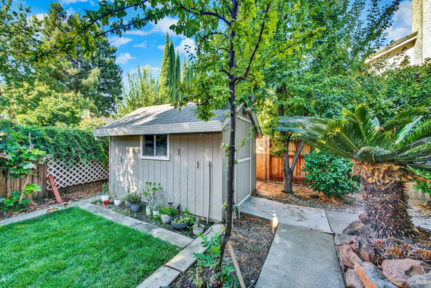 Detail Gallery Image 36 of 39 For 206 Colby Dr, Vacaville,  CA 95687 - 3 Beds | 2/1 Baths