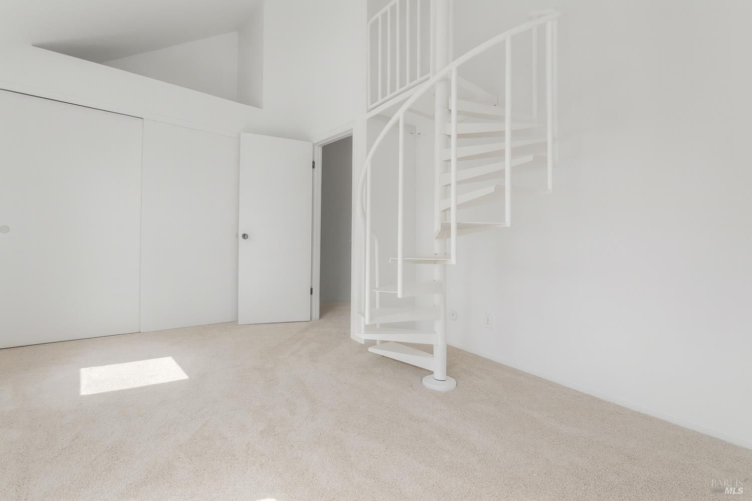 Detail Gallery Image 23 of 52 For 406 Donahue St, Sausalito,  CA 94965 - 2 Beds | 2 Baths
